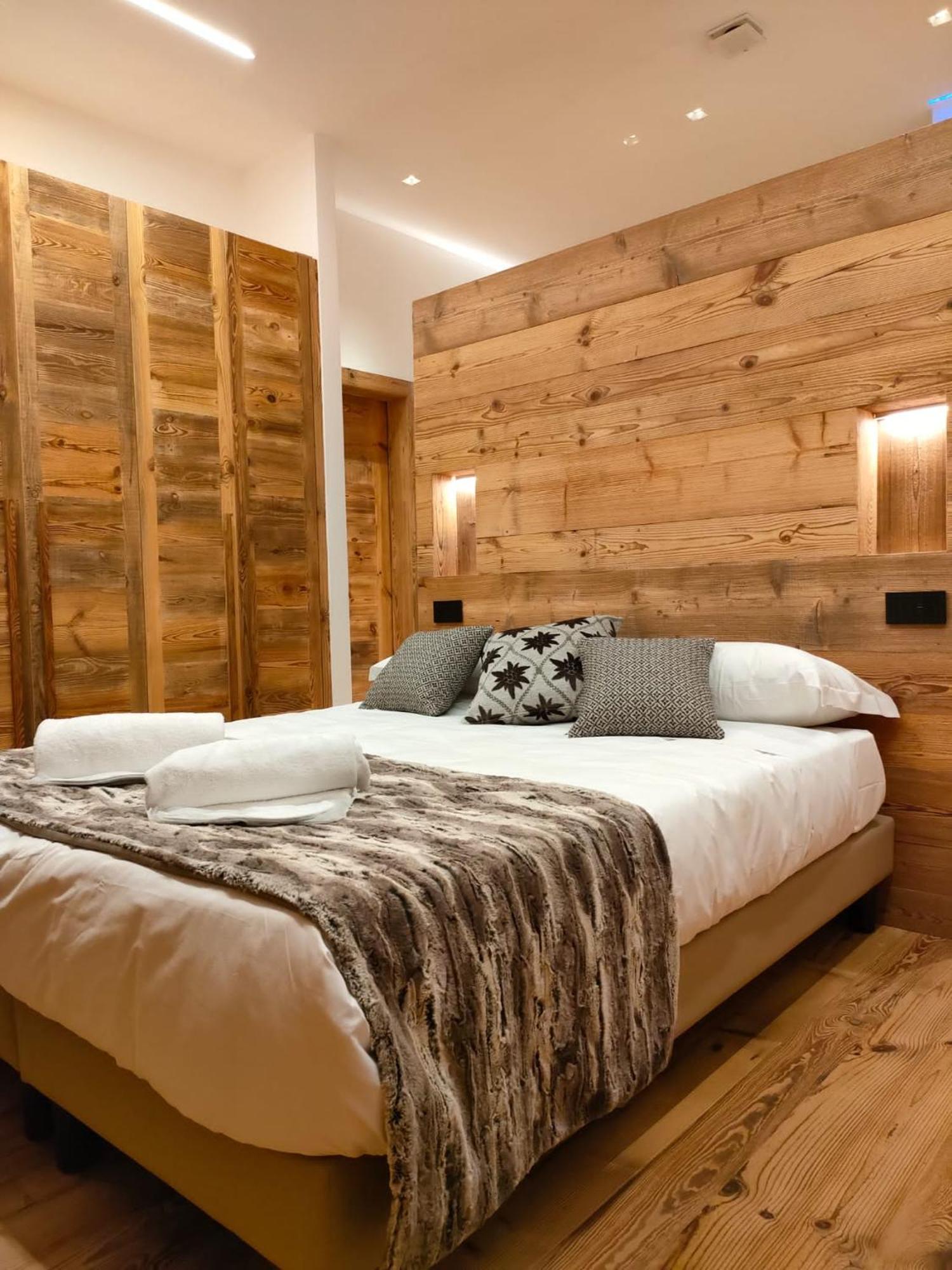 Fior Di Roccia Apartments- In Centro Cervinia, Sauna Privata, Matterhorn Dream Breuil-Cervinia Exteriör bild